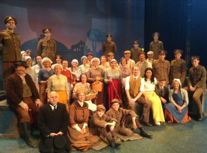 The whole cast on set at the end of the show